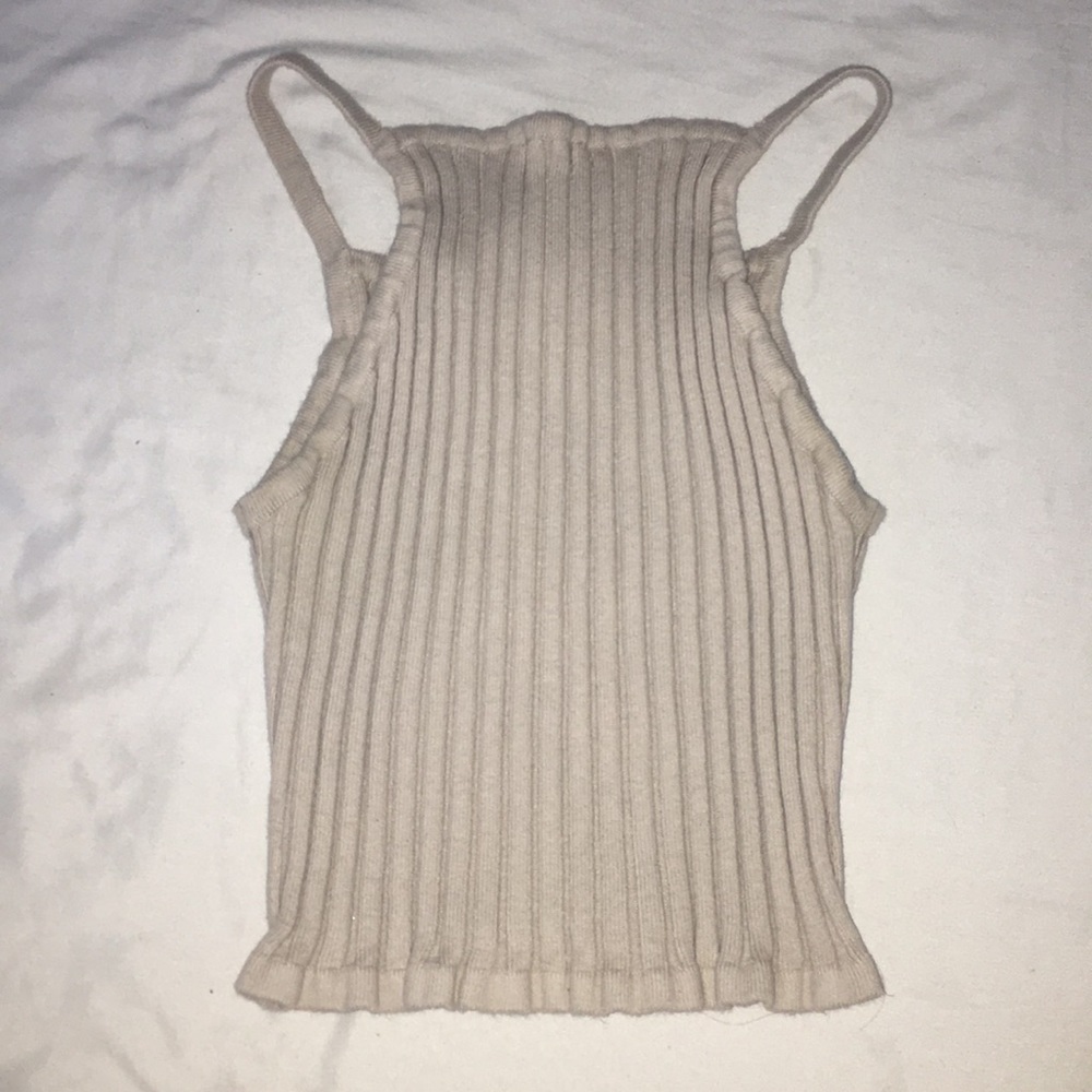 Stretchable halter top
